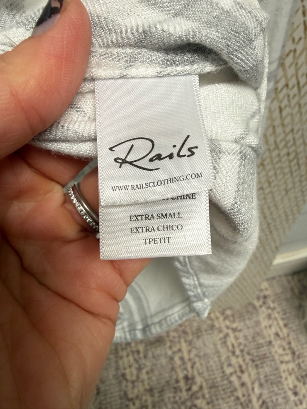 Rails Hunter Plaid Button Down Shirt White Gray Soft Flannel-Style Top XS - Picture 6 of 9